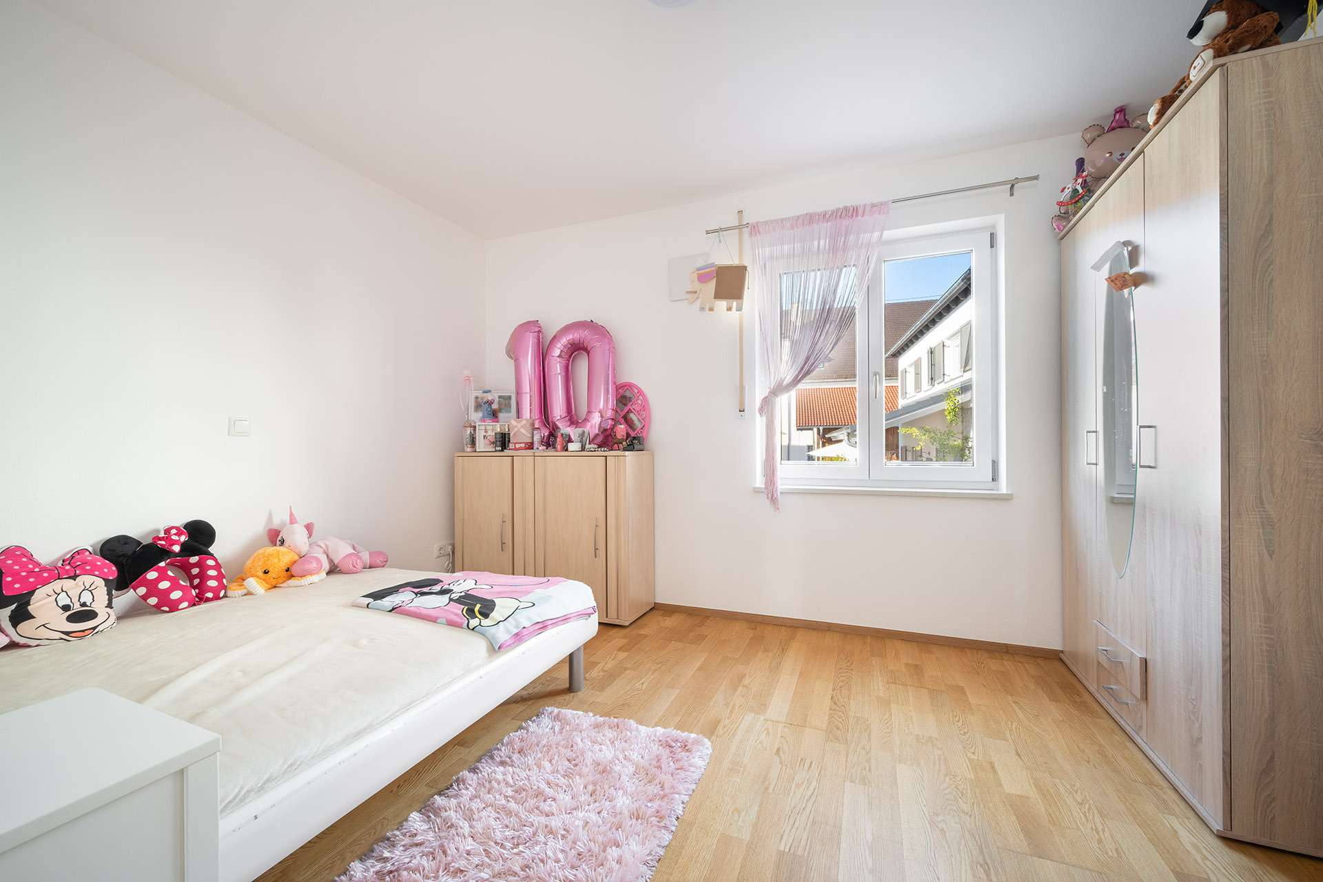 Traumhafte 3-Zimmer-Terrassenwohnung in Isen - Kinderzimmer