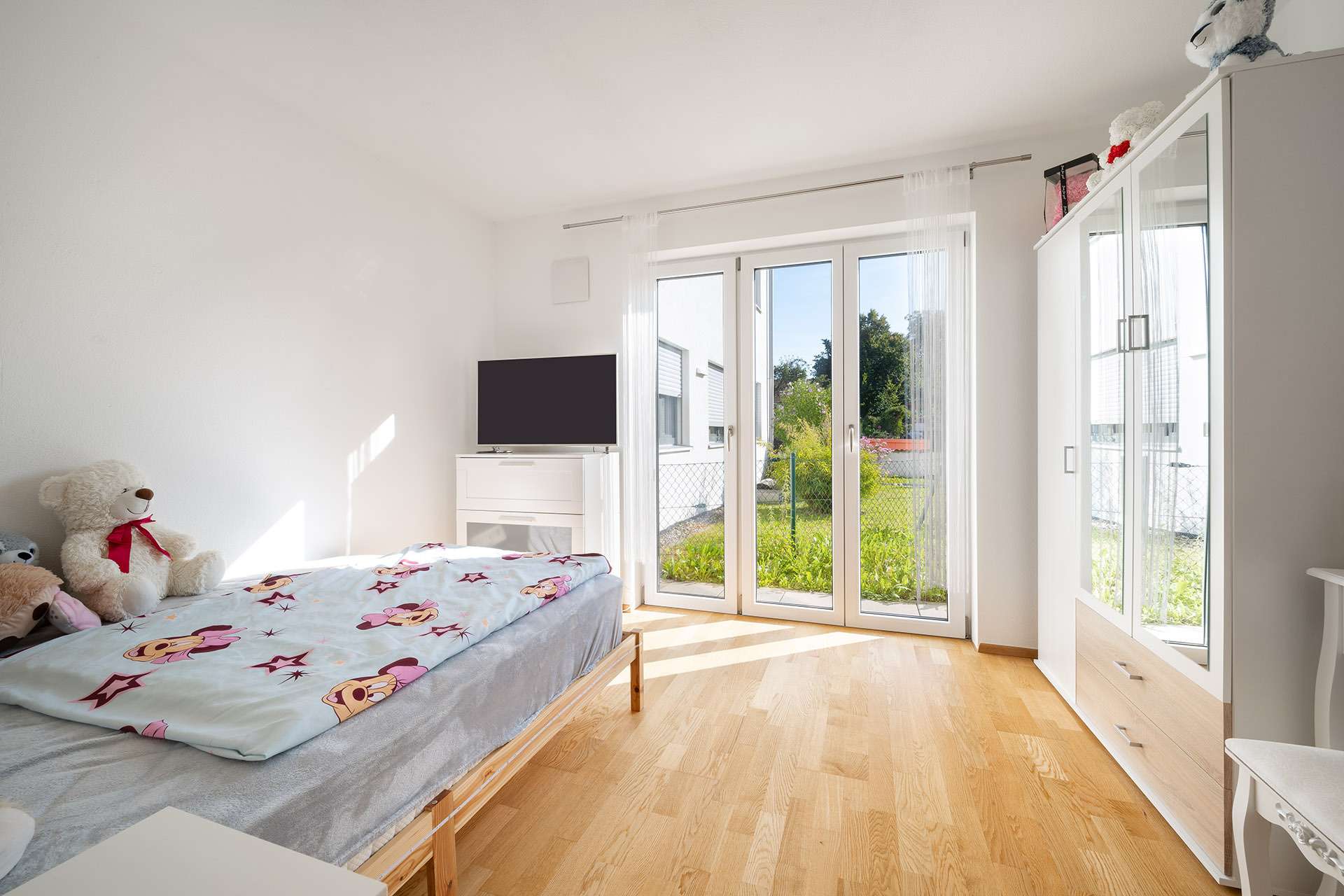 Traumhafte 3-Zimmer-Terrassenwohnung in Isen - Schlafzimmer