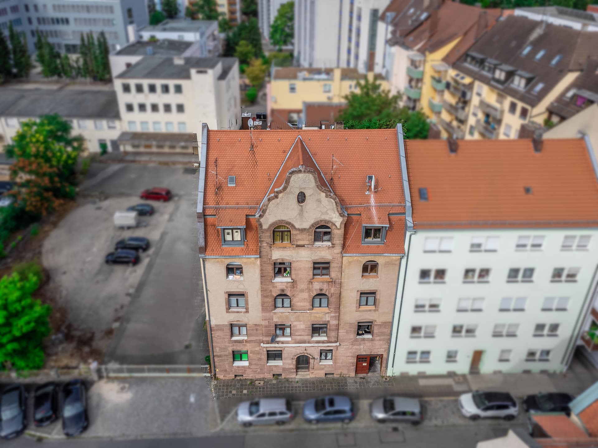 Mehrfamilienhaus mit 10 Wohneinheiten in Nürnberg-Schoppershof - Frauenhofer Straße-Drohne-1