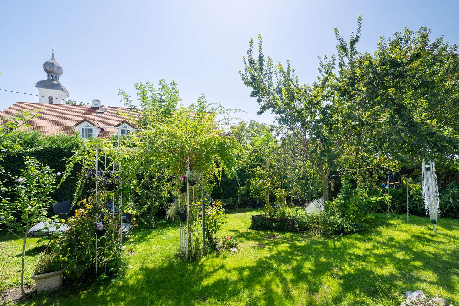 Vermietetes Zweifamilienhaus in Indorf bei Erding - Garten