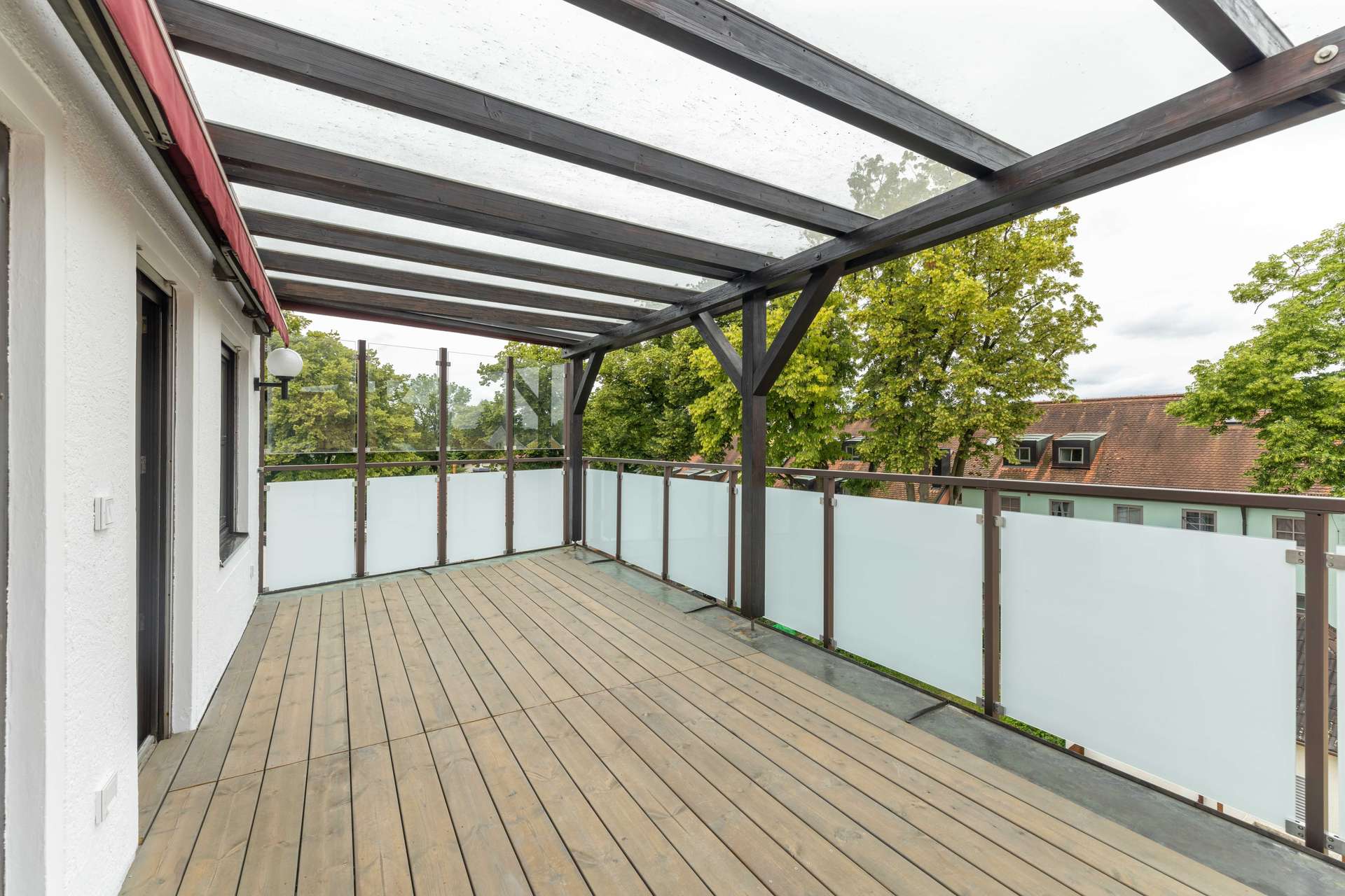 Traumhaft schöne 3-Zimmer Wohnung im Zentrum mit Dachterrasse - Dachterrasse