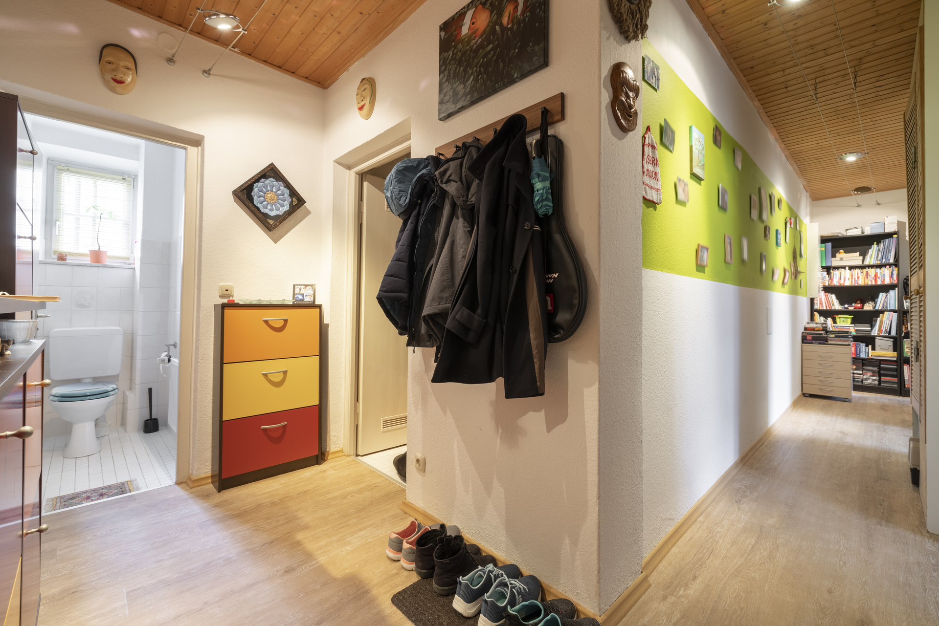 Vermietete 2-Zimmer Wohnung im denkmalgeschützten Ensemble in Thalkirchen - Diele mit Garderobenmöglichkeit